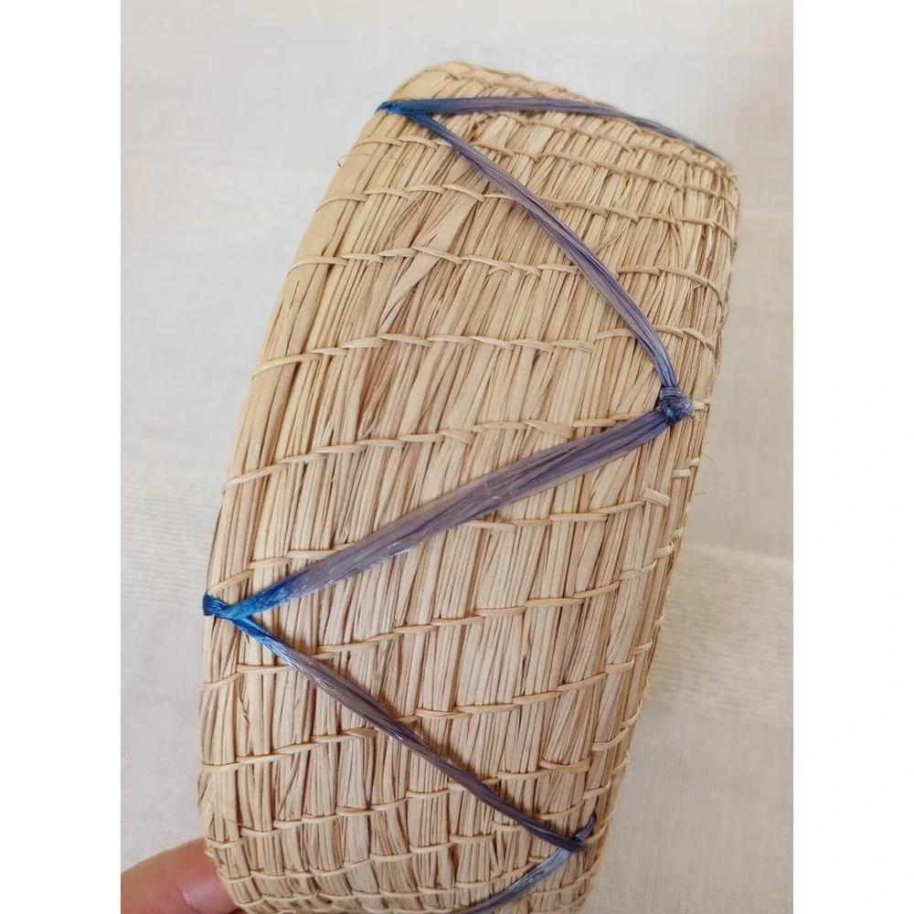 VTG Raffia Flower Embellished Straw Covered Round Basket